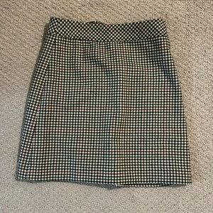 NEW WITH TAGS: WOMEN’S WOOL-BLEND A-LINE SKIRT size 2